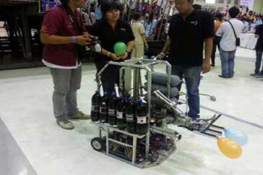 CHO สนับสนุนการแข่งขันหุ่นยนต์ ส.ส.ท. ชิงแชมป์ประเทศไทย